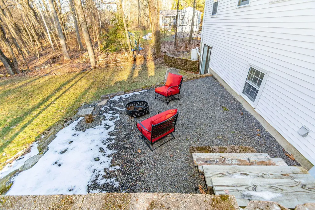 14 Londonderry Road Windham NH 03087