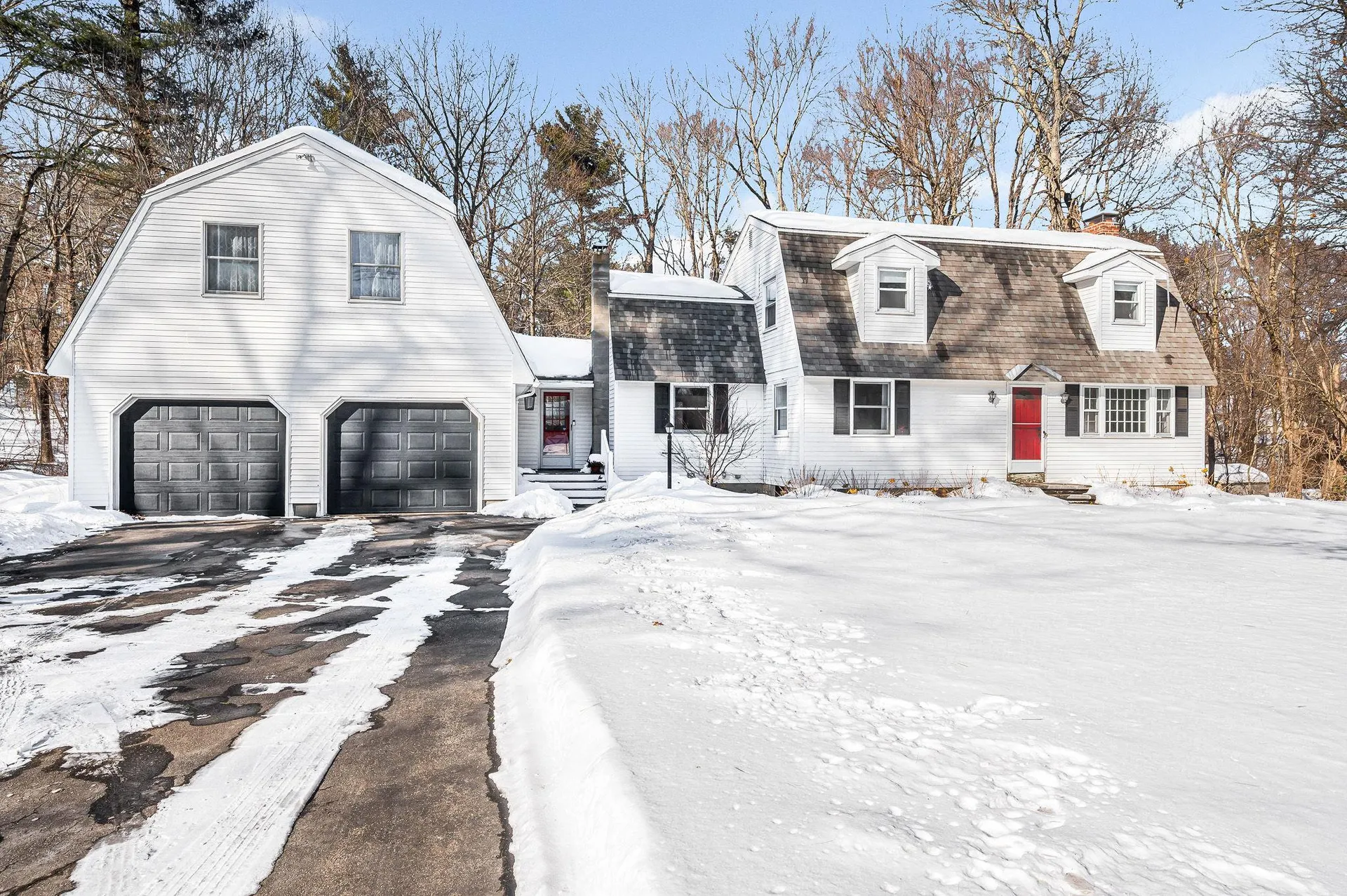 14 Londonderry Road Windham NH 03087