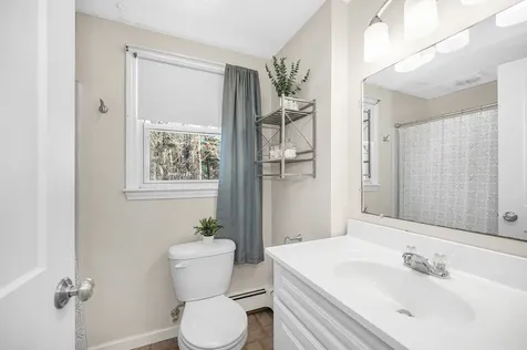 14 Londonderry Road Windham NH 03087