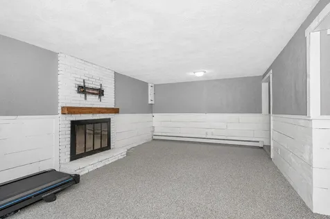 14 Londonderry Road Windham NH 03087