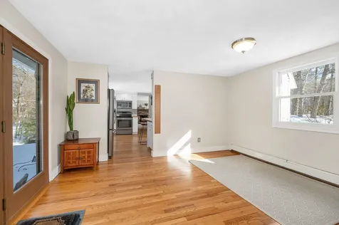 14 Londonderry Road Windham NH 03087