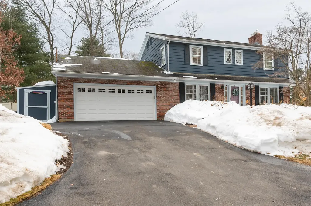 51 Farmington Road Nashua NH 03060