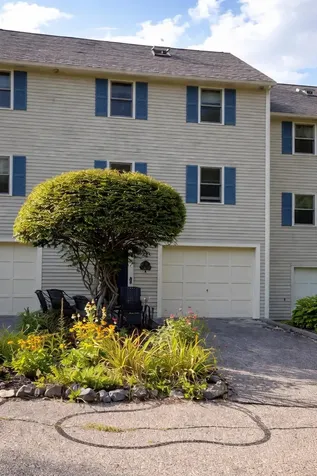 51 Ford's Landing Drive Dover NH 03820