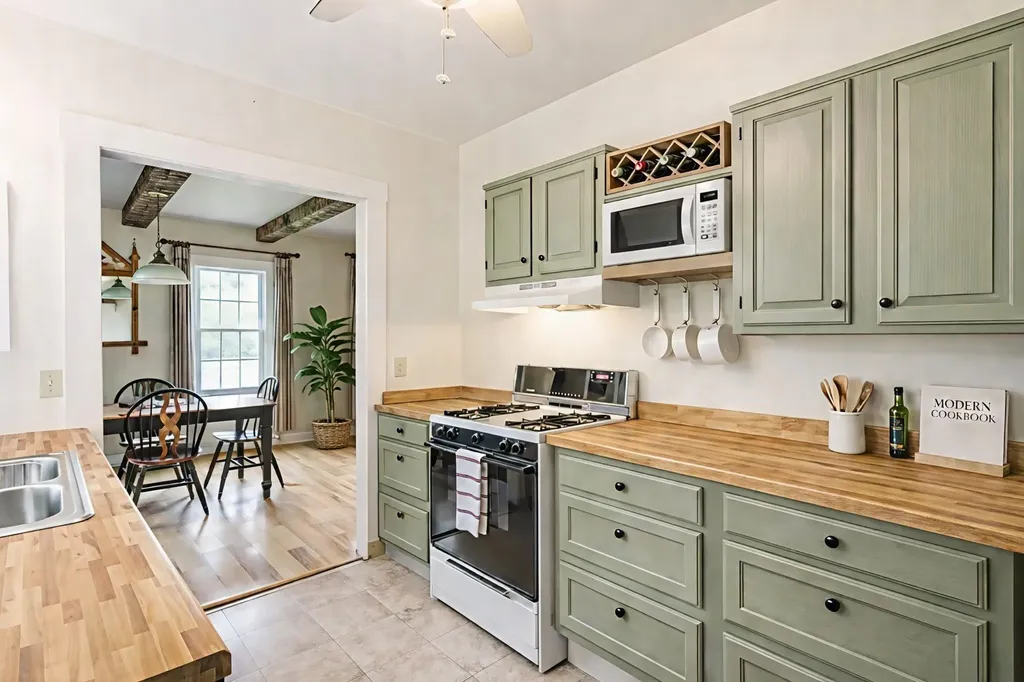 425 Nebraska Valley Road Stowe VT 05672