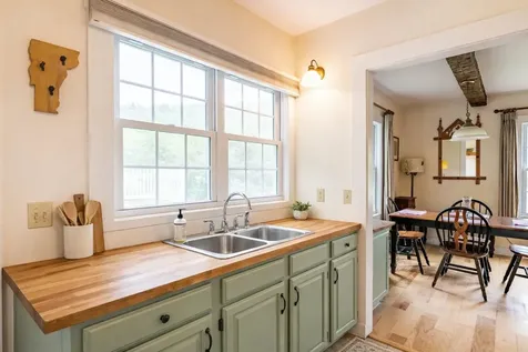 425 Nebraska Valley Road Stowe VT 05672