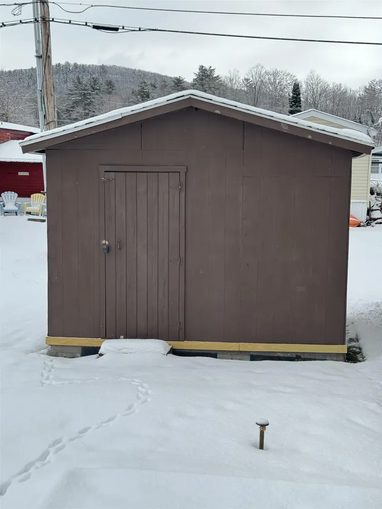 81 Cramton Road Castleton VT 05735