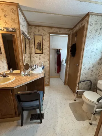 81 Cramton Road Castleton VT 05735