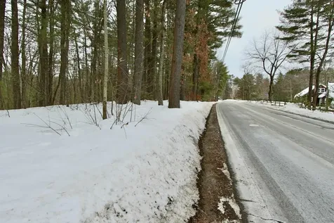 101 Page Road Litchfield NH 03052