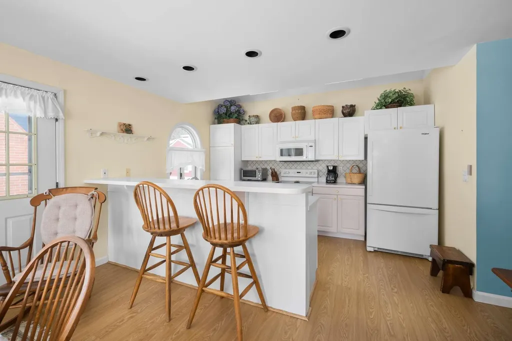 8 Jeremiah Lane York ME 03909