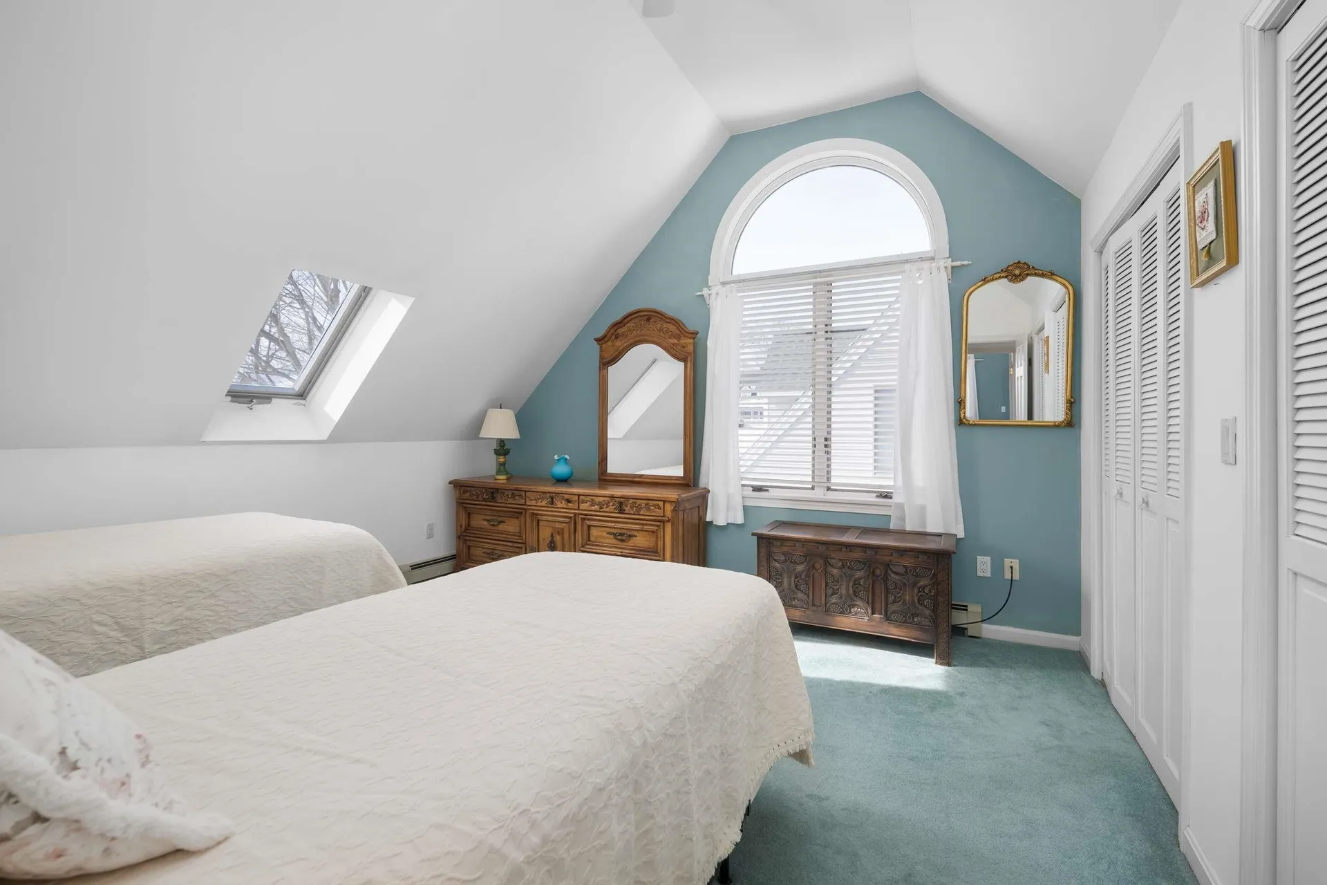 8 Jeremiah Lane York ME 03909