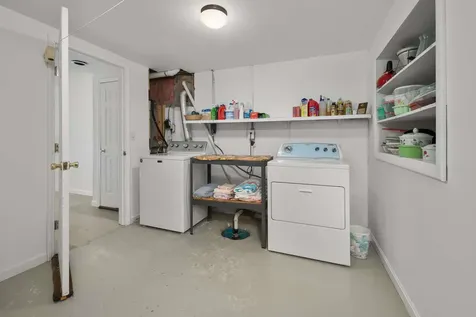 8 Jeremiah Lane York ME 03909