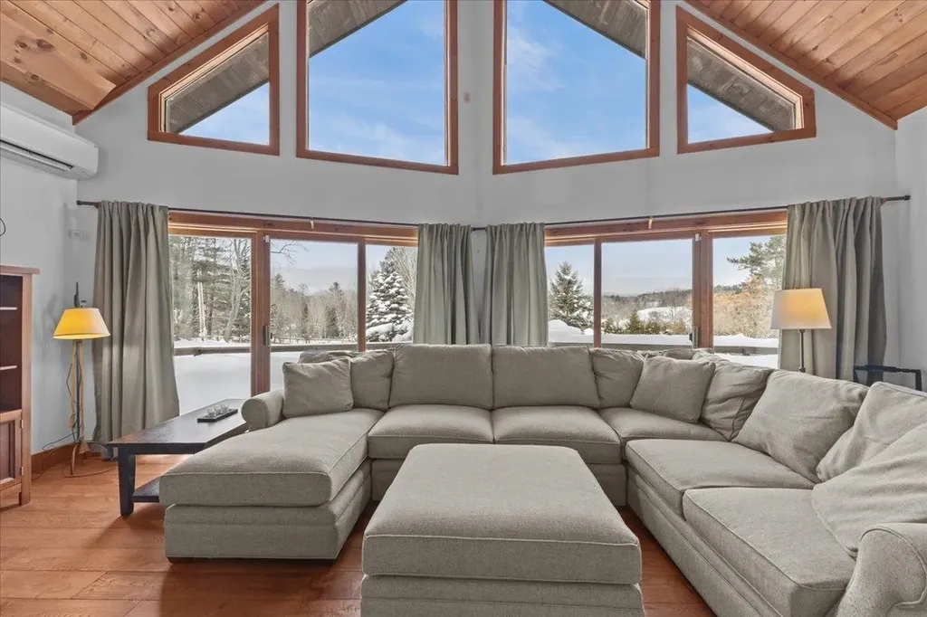 151 Rudys Lane Stowe VT 05672