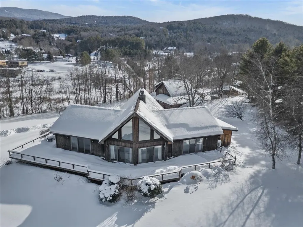 151 Rudys Lane Stowe VT 05672