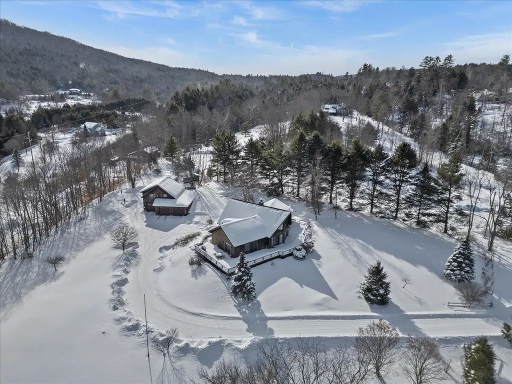 151 Rudys Lane Stowe VT 05672