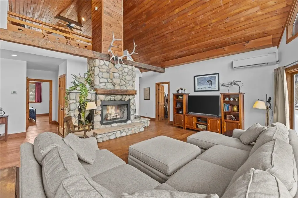 151 Rudys Lane Stowe VT 05672