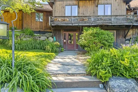 151 Rudys Lane Stowe VT 05672