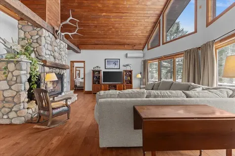 151 Rudys Lane Stowe VT 05672