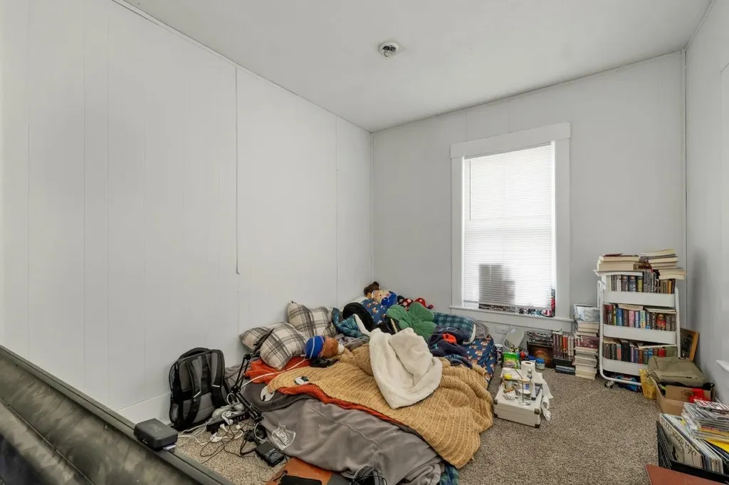 1073 Union Avenue Laconia NH 03246