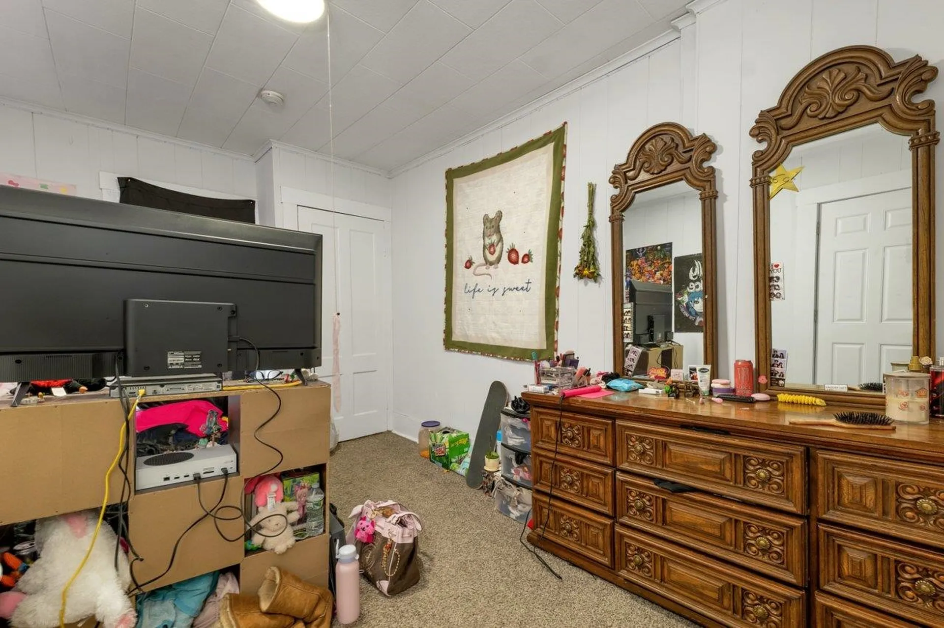 1073 Union Avenue Laconia NH 03246