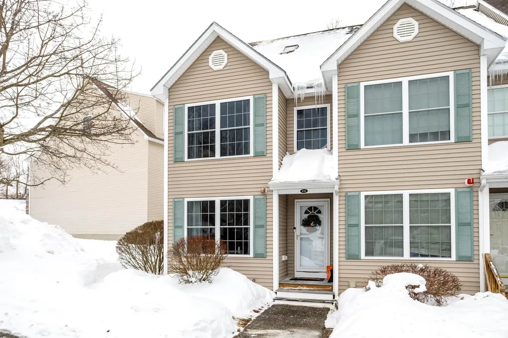 41 Shadowbrook Drive Hudson NH 03051