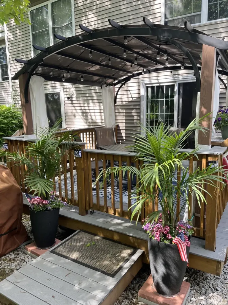 41 Shadowbrook Drive Hudson NH 03051