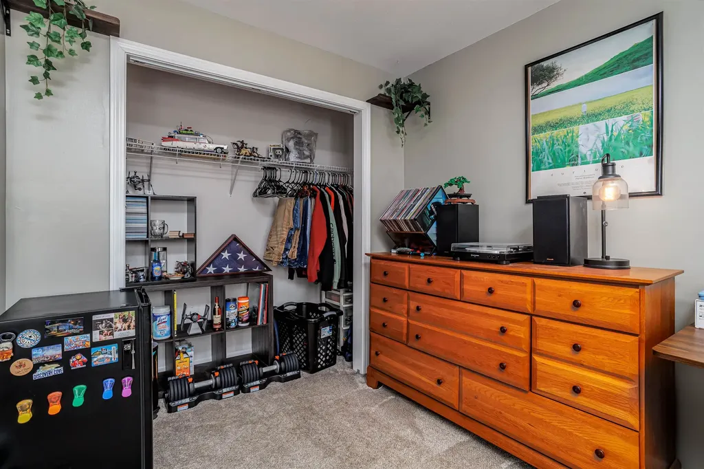 41 Shadowbrook Drive Hudson NH 03051