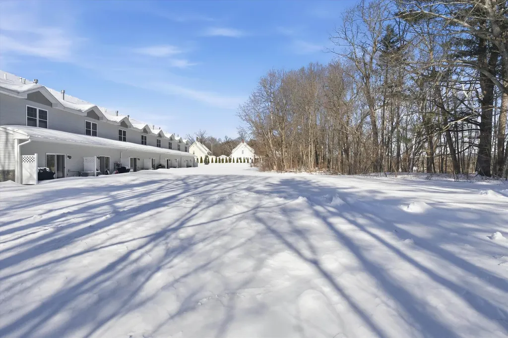 17 Callaway Drive Concord NH 03301