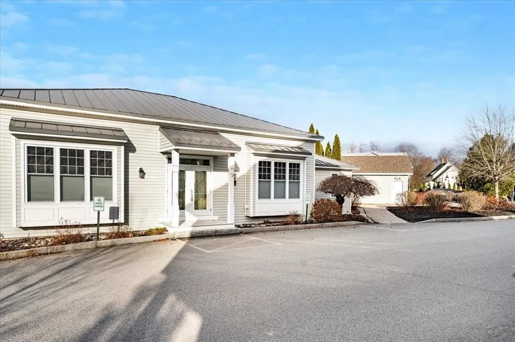 17 Callaway Drive Concord NH 03301