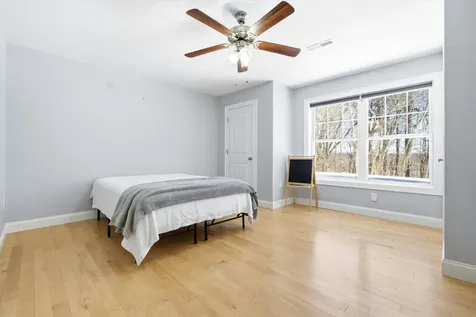 17 Callaway Drive Concord NH 03301