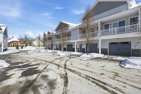 17 Callaway Drive Concord NH 03301