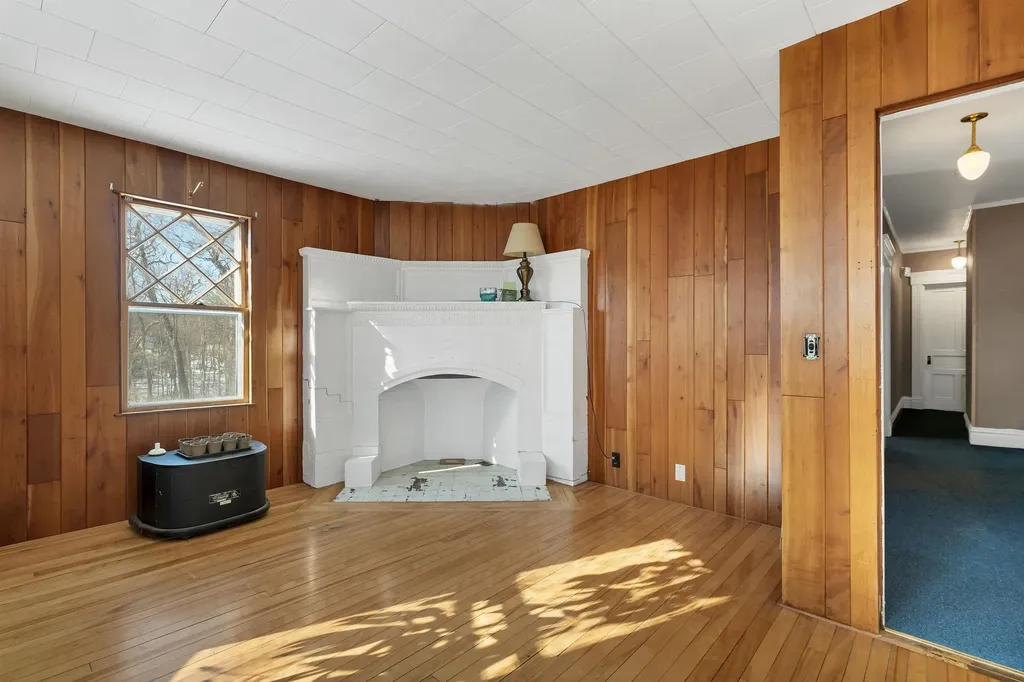 69 Cheney Street Franklin NH 03235