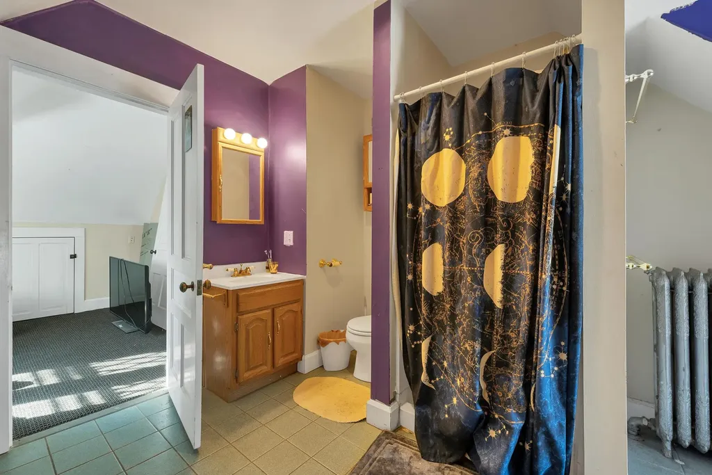 69 Cheney Street Franklin NH 03235