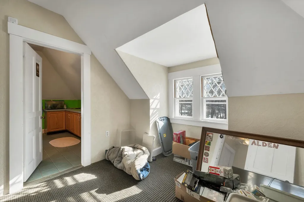 69 Cheney Street Franklin NH 03235