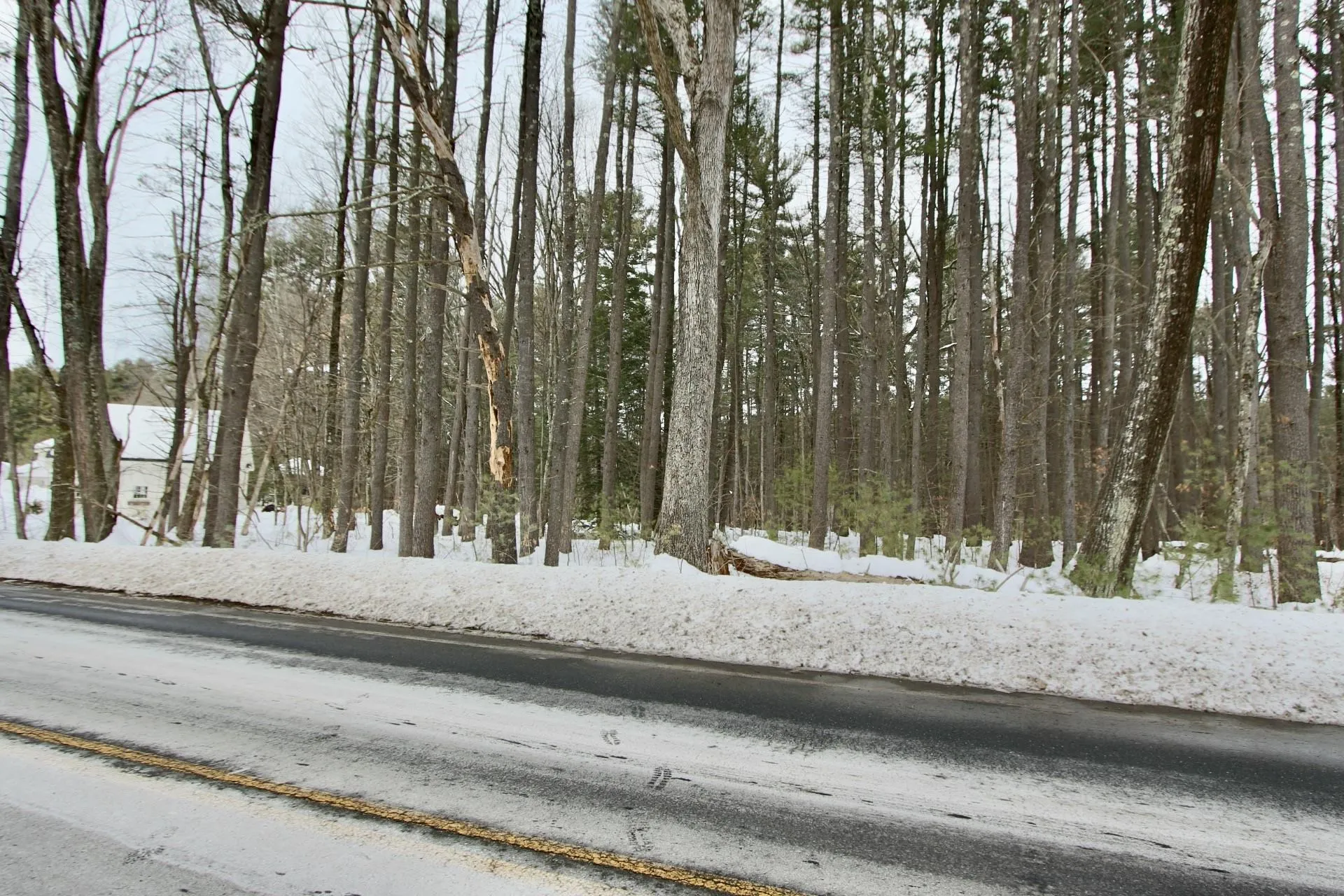 101 Page Road Litchfield NH 03052