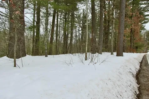 101 Page Road Litchfield NH 03052