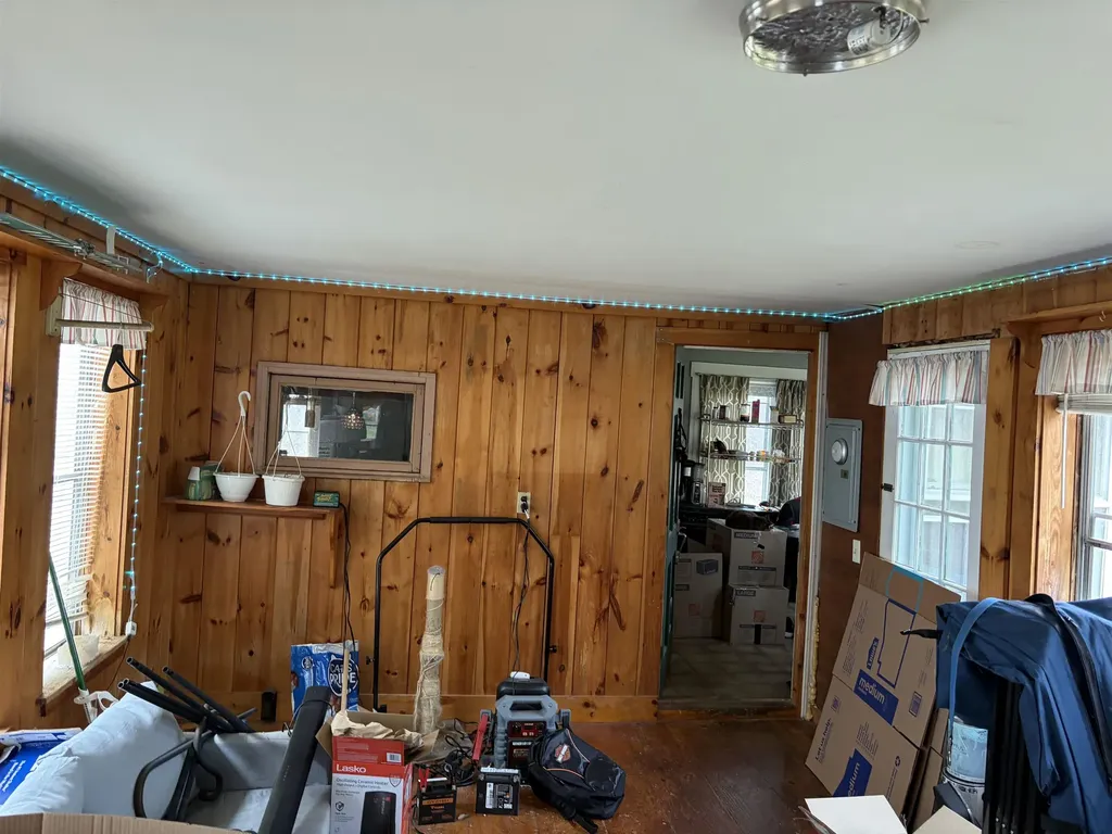 9 Mountain Road Gilmanton NH 03837
