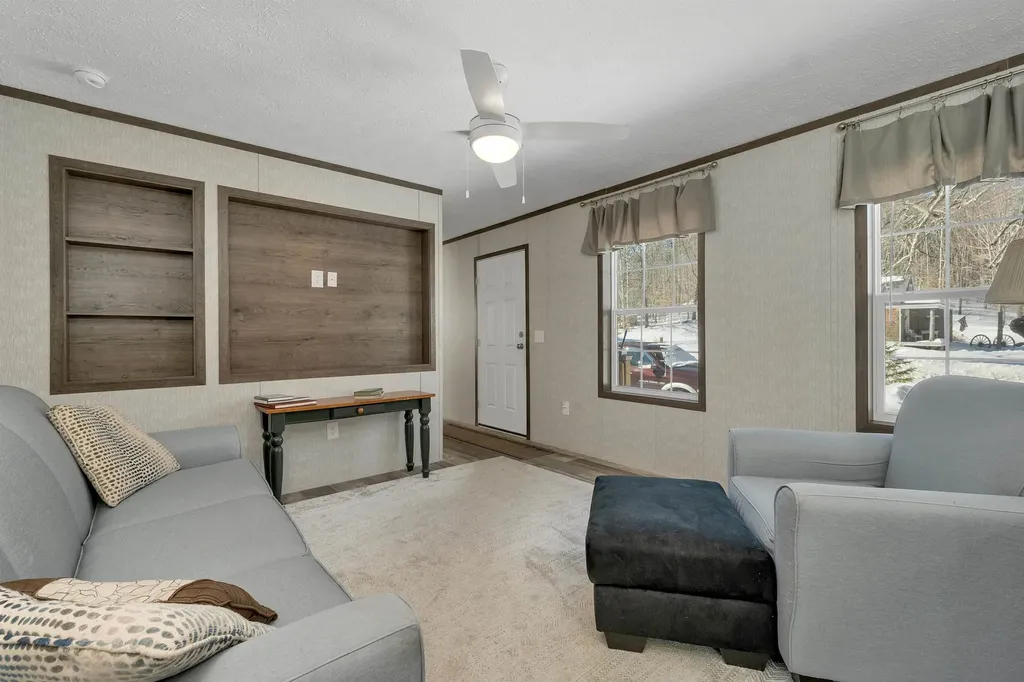 101 Thurley Road Ossipee NH 03814