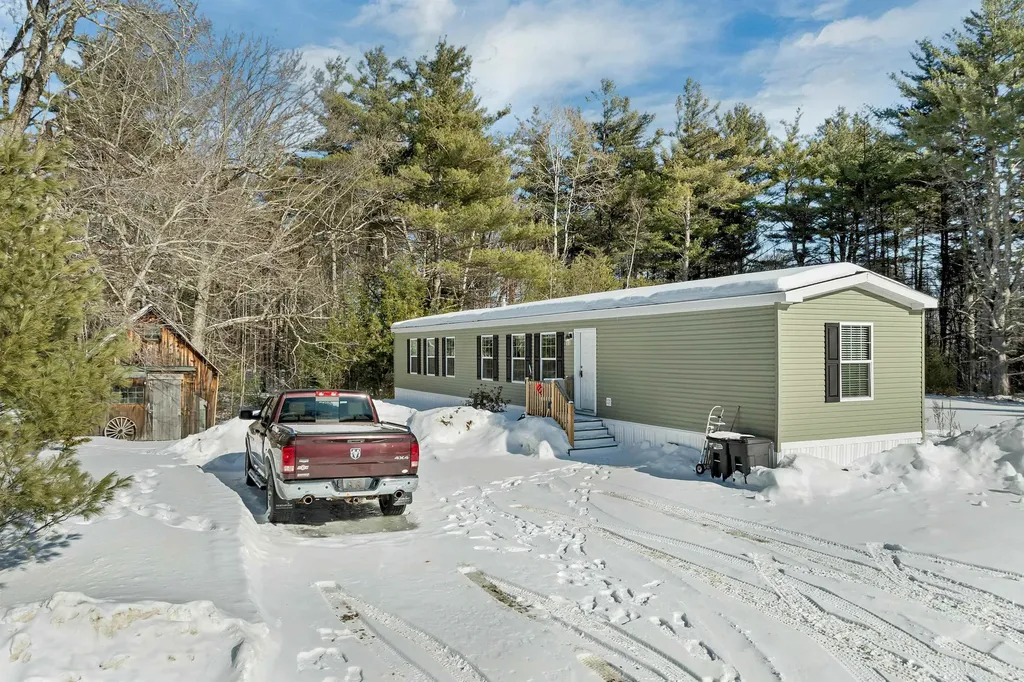 101 Thurley Road Ossipee NH 03814