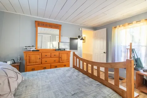 2477 Us Route 5 Derby VT 05829