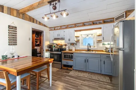 2477 Us Route 5 Derby VT 05829