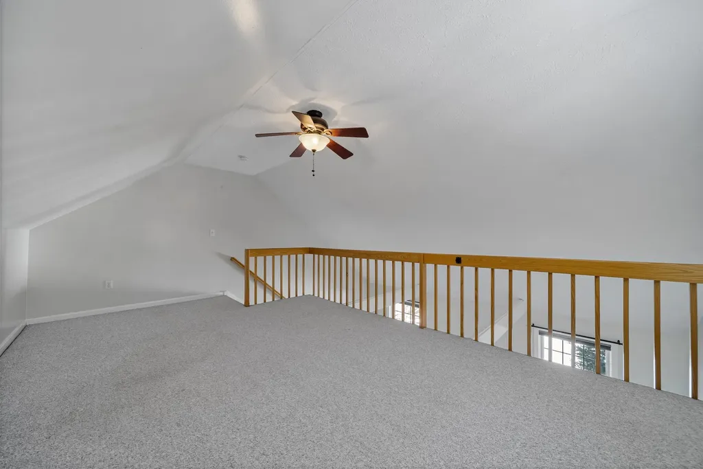 20 Larson Drive Hampstead NH 03841