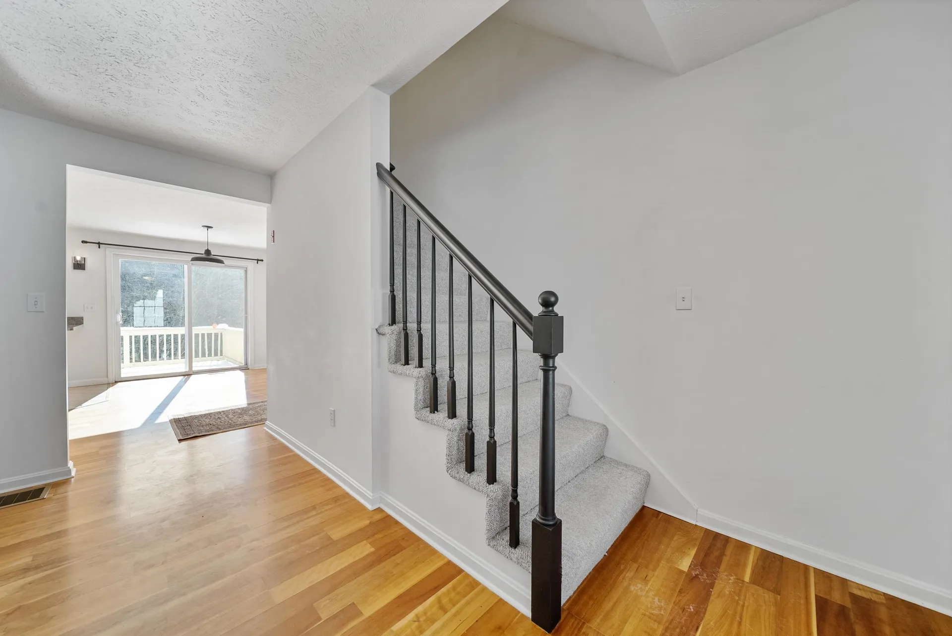 20 Larson Drive Hampstead NH 03841