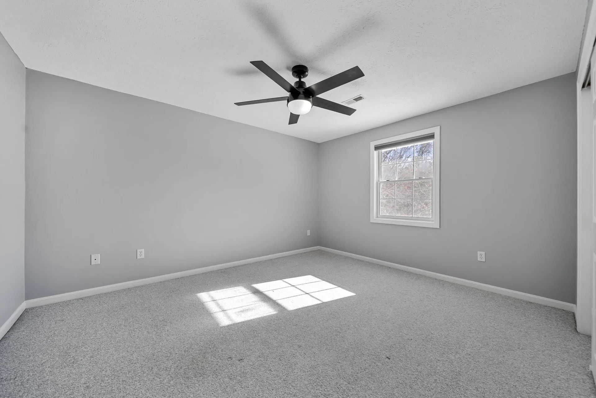 20 Larson Drive Hampstead NH 03841