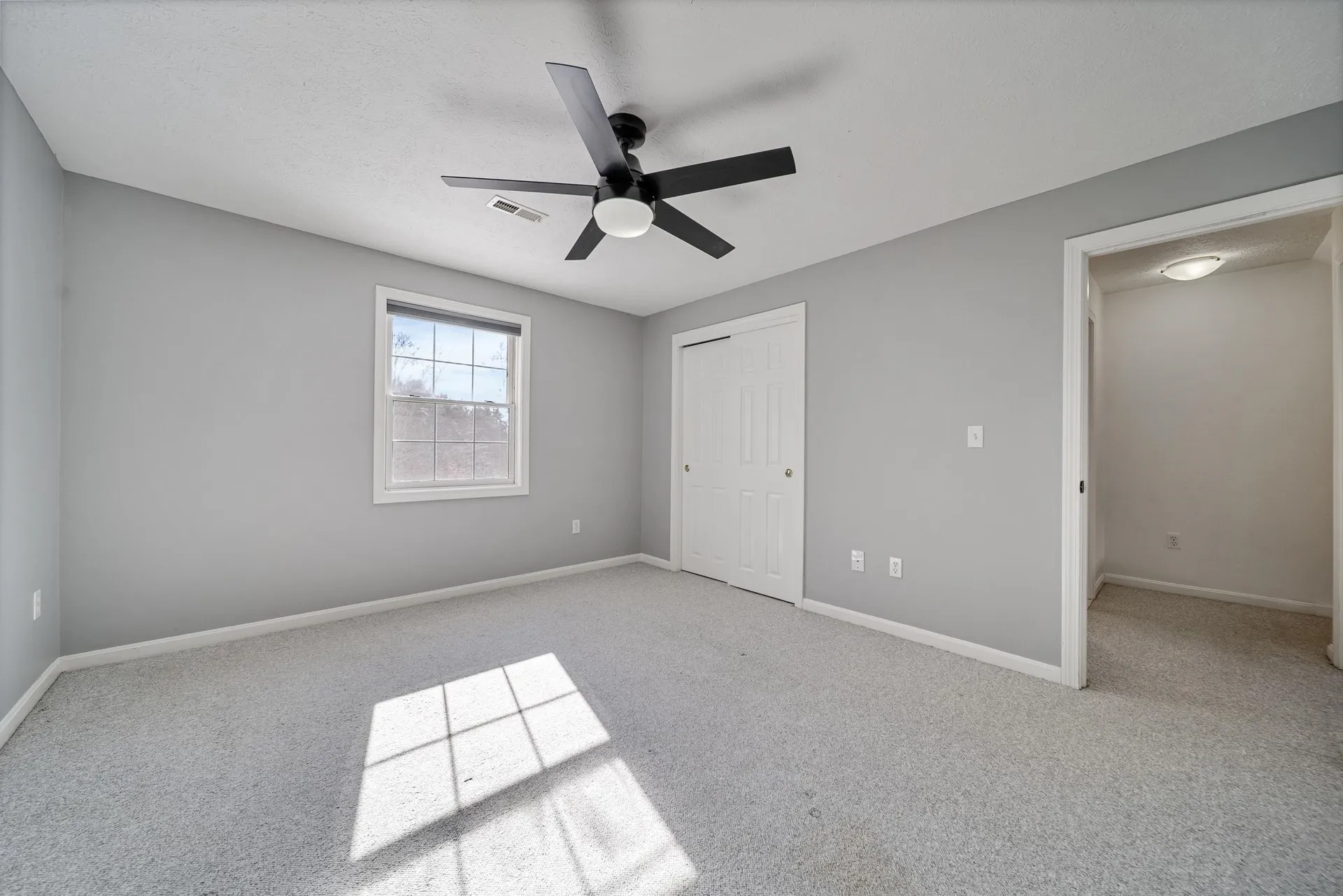 20 Larson Drive Hampstead NH 03841