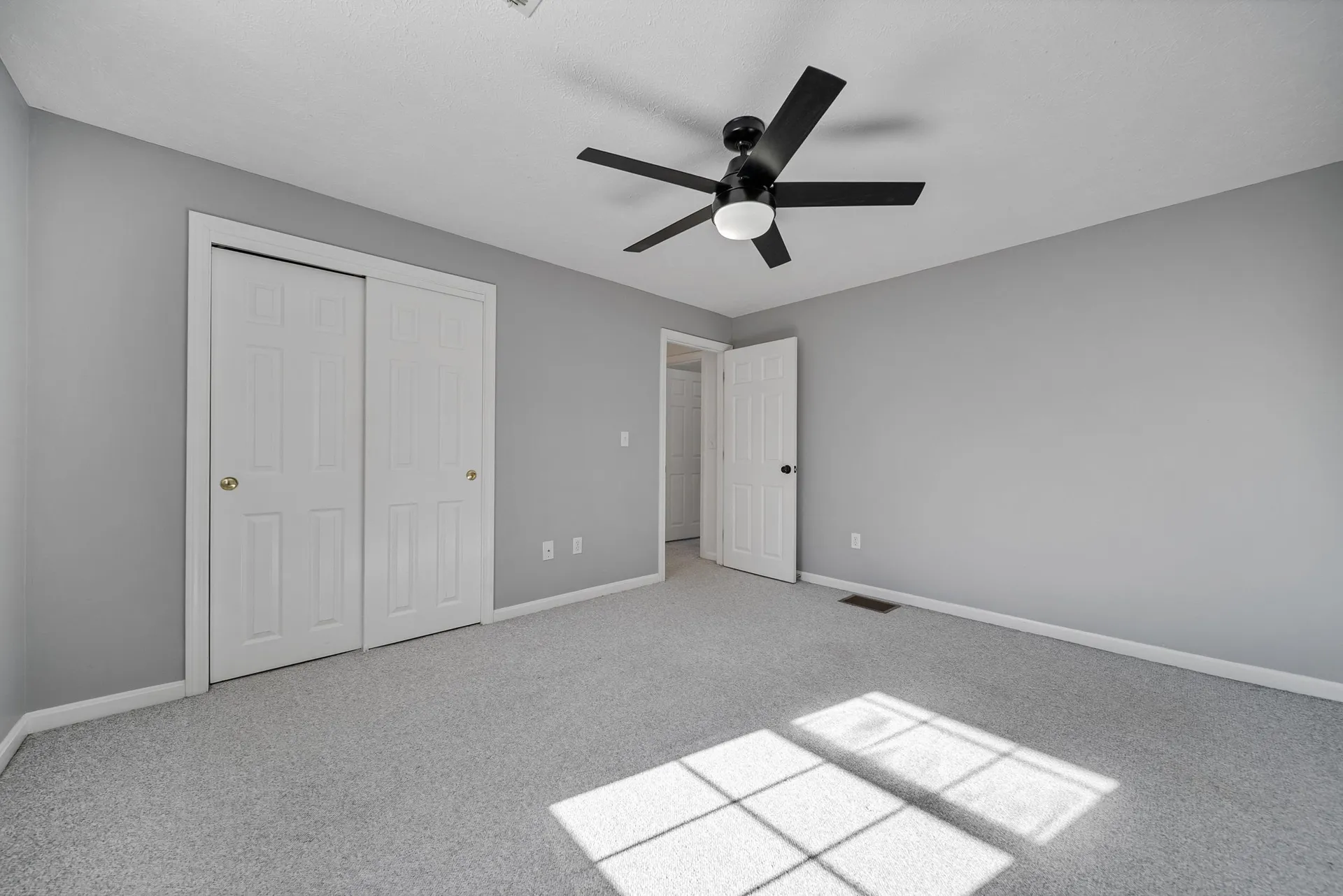 20 Larson Drive Hampstead NH 03841