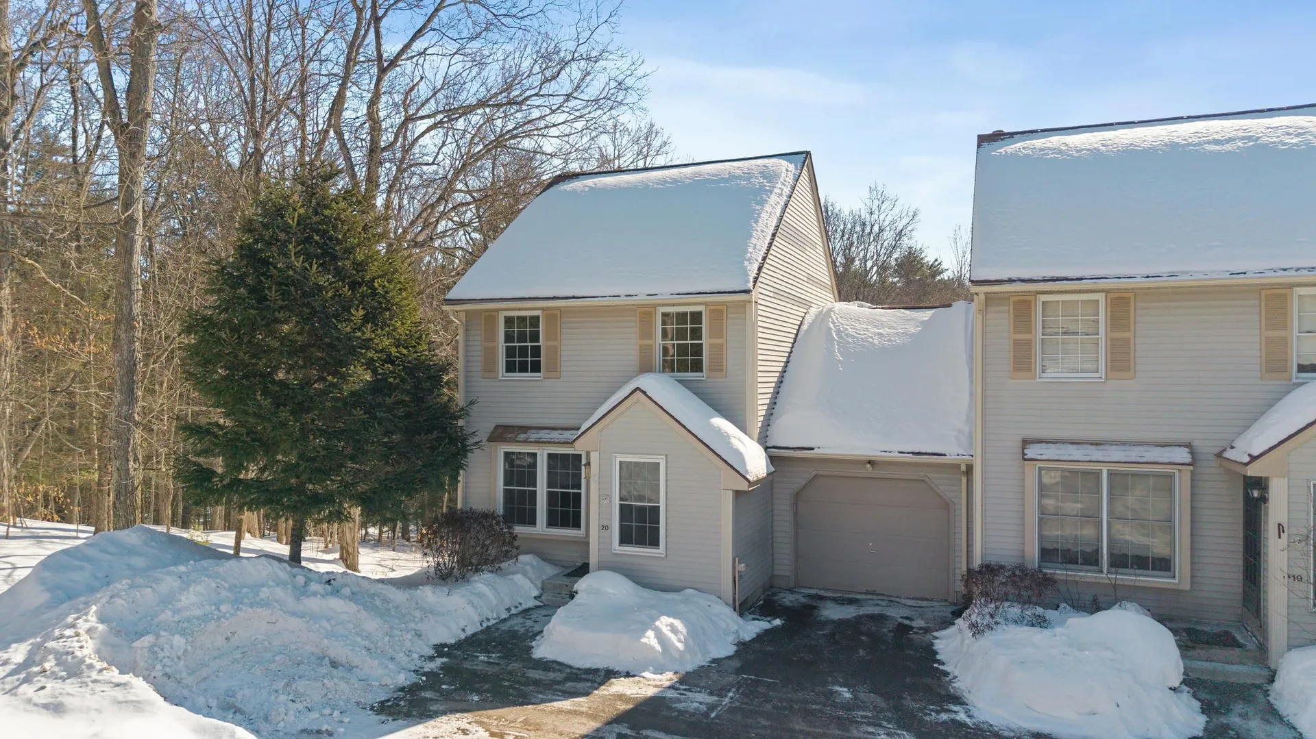 20 Larson Drive Hampstead NH 03841