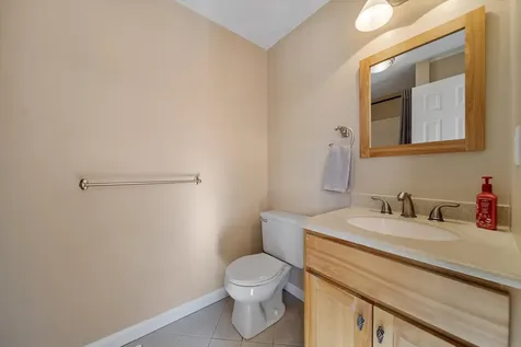 20 Larson Drive Hampstead NH 03841