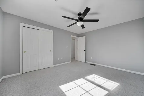 20 Larson Drive Hampstead NH 03841