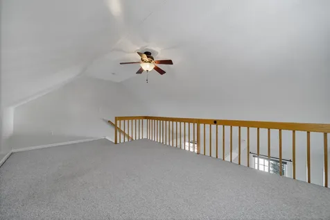 20 Larson Drive Hampstead NH 03841