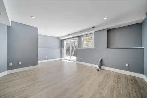 20 Larson Drive Hampstead NH 03841